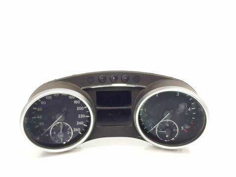 Foto 3ª: Cuadro de Instrumentos Mercedes Clase ML 280 CDI 164.120) (2005)