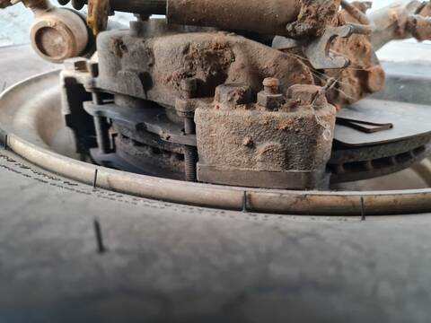 Foto 3ª: Pinza Freno Delantera Derecho Land Rover Defender 2.4 TD4 122CV 90KW [HPCR] (2007)