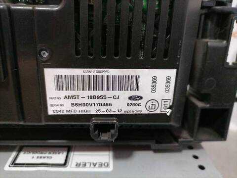 Foto 3ª: Sistema Audio Radio CD Ford Focus TITANIUM 125CV 92KW [M1DA] (2012)