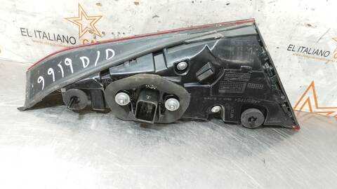 Foto 3ª: Piloto Portón Derecho Mercedes Clase C 160 C 200 206.042) BERLINA 224CV 165KW [M 254.915] (2021)