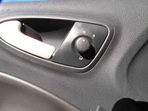 Mando Retrovisor Seat Ibiza BXW