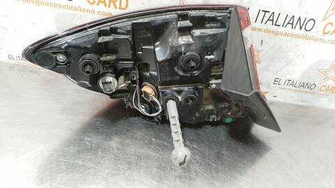 Foto 4ª: Piloto Trasero Derecho Renault Captur TECHNO 140CV 103KW [H5H 490] (2022)