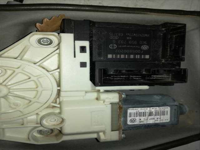 Foto 2ª: Elevalunas Eléctrico Delantero Izquierdo Volkswagen Golf BLP (2006)