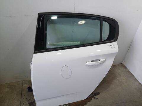 Foto 3ª: Puerta Trasera Izquierda Peugeot 308 ACTIVE PACK BLUEHDI 130 S S 131CV 96KW [YH01] (2022)