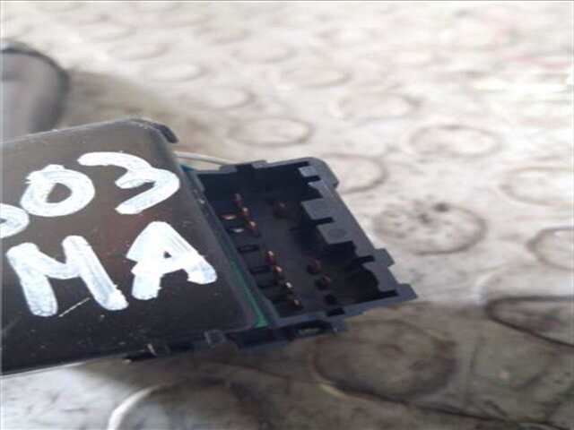 Foto 3ª: Mando Multifuncion Mitsubishi Carisma 1.9 1900 DI-D COMFORT [1.9 LTR. - 75 KW DI-D CAT] [F9Q1]