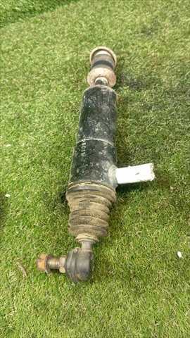 Foto 3ª: Barra Estabilizadora Trasera Nissan Patrol 2.8 D GR Y61 TD6 [RD28ETI] (2001)