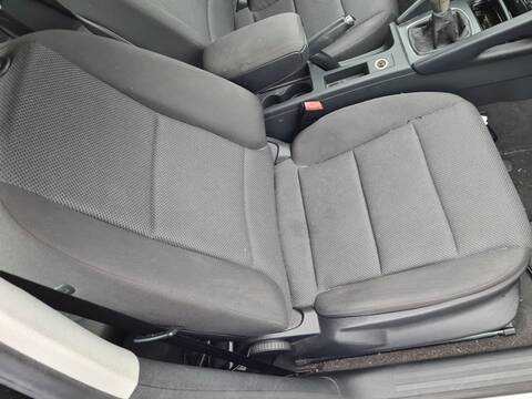 Asientos Traseros Audi A3 1.6 TDI ATTRACTION 105CV 77KW