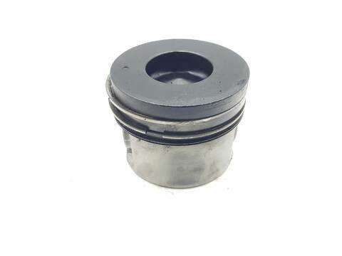 Foto 2ª: Pistones Nissan Patrol 3.0 16V TD 158CV 129CV 47KW [ZD30DDTI] (1997)