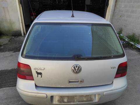 Portón Volkswagen Golf AHF BERLINA