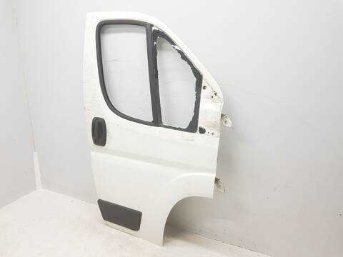 Foto 2ª: Puerta Delantera Derecha Citroen Jumper 30 L1H1 BLUEHDI 110 (2006)