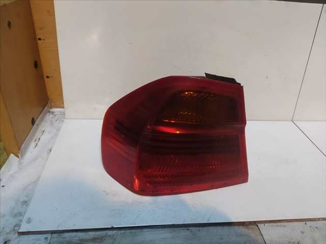 Foto 2ª: Piloto Trasero Izquierdo Bmw Serie 3 320 2.0 DIESEL [D204D4] (2006)