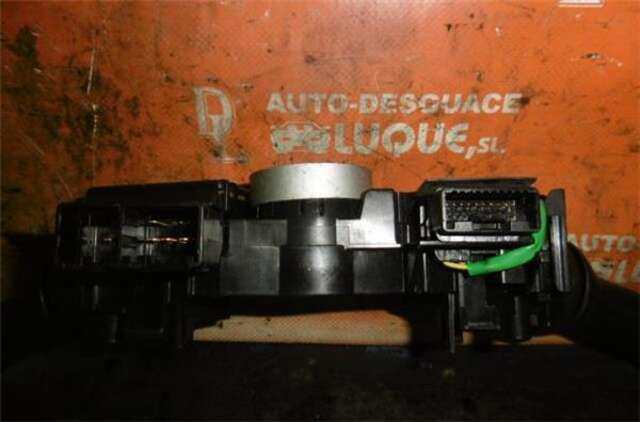 Foto 2ª: Mando Multifuncion Toyota Yaris 1.5 TS [1.5 LTR. - 77 KW 16V CAT] [1NZ-FE]