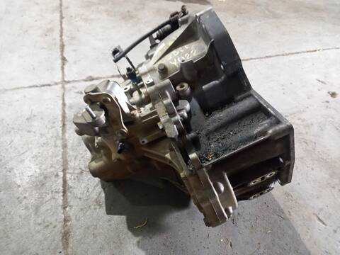 Foto 3ª: Caja Cambios Nissan X-Trail 2.2 DCI 4X4 136CV 100KW I T30)