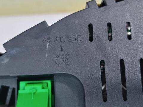 Foto 2ª: Cuadro de Instrumentos Audi A6 2.5 TDI QUATTRO 180CV [BAU] (2001)