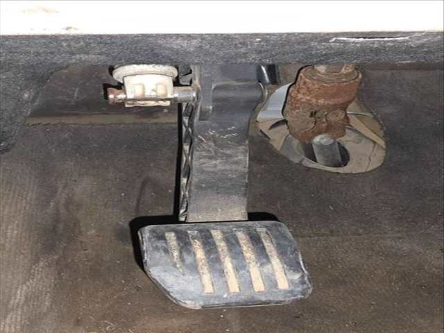 Pedal Embrague Land Rover Range PURE 150CV 110KW