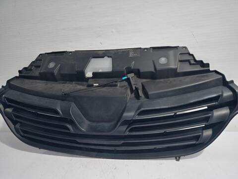 Foto 2ª: Rejilla Delantera Renault Trafic L1H1 2 7T 95CV [R9M413] (2014)