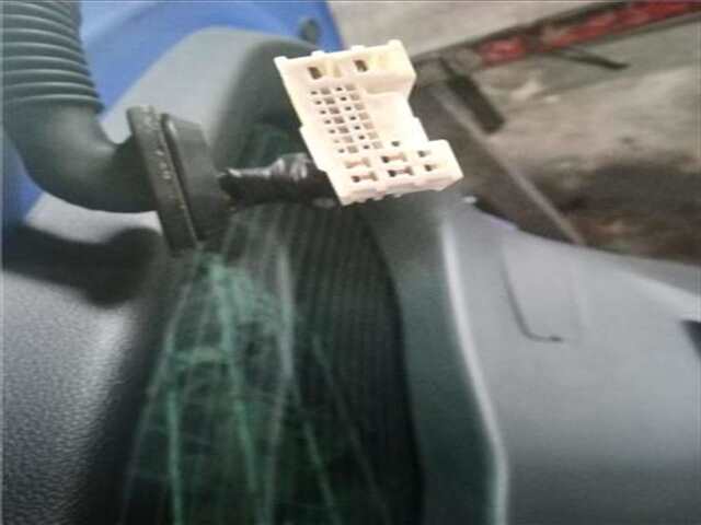 Foto 3ª: Portón Hyundai Tucson 1.6 ESSENCE 2WD [1.6 LTR. - 85 KW CRDI CAT (1598 CM3)] [D4FE]