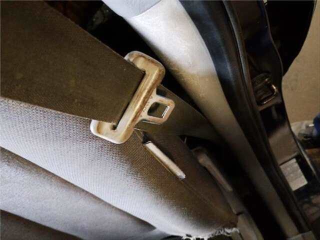 Cinturón Delantero Derecho Hyundai Elantra 1.6