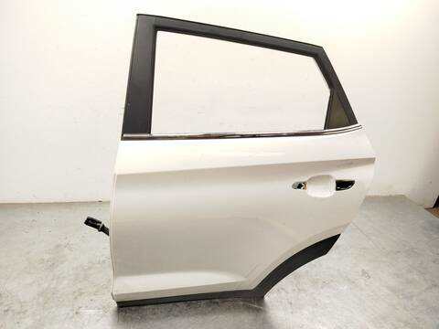 Foto 3ª: Puerta Trasera Izquierda Hyundai Tucson 1.6 GDI 132CV 97KW [G4FD] (2018)