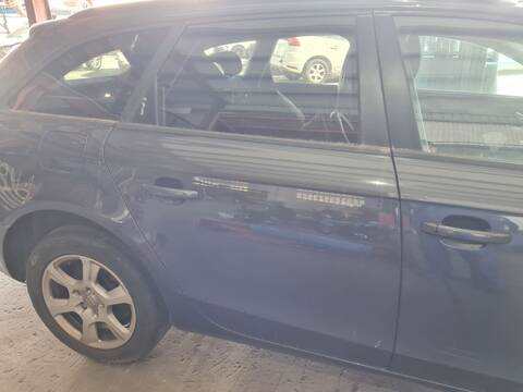 Puerta Trasera Derecha Audi A4 BASICO AVANT 143CV 105KW
