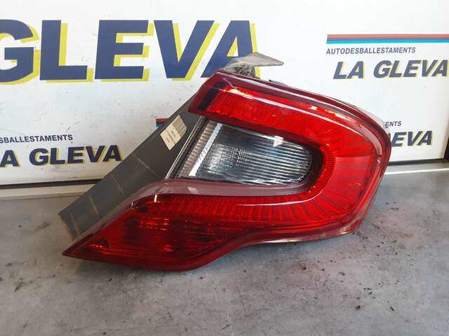 Piloto Trasero Derecho Fiat Tipo 1.4 THP 120CV