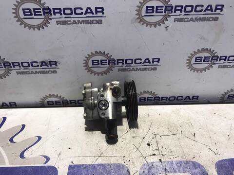 Foto 3ª: Bomba de Agua Hyundai Getz 1.1 12V CAT 63CV [G4HG] (2002)