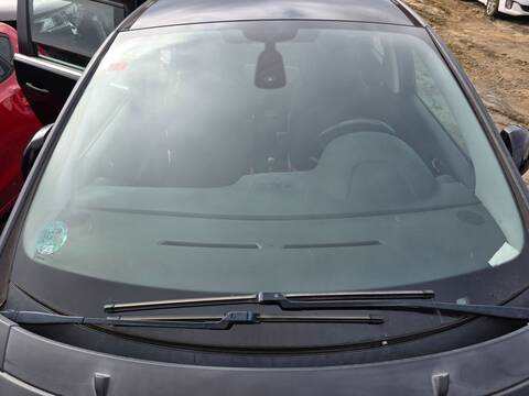 Luna parabrisas Peugeot 5008 ACCESS 120CV 88KW