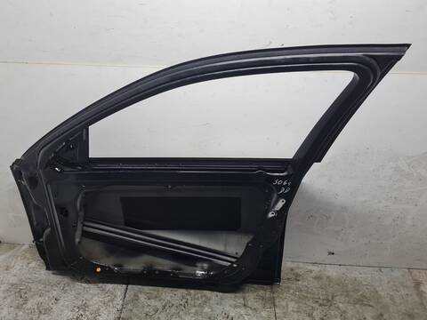 Foto 2ª: Puerta Delantera Derecha Mercedes Clase C 160 220 T CDI 204.208) 170CV 125KW FAMILIAR [OM646811] (2009)