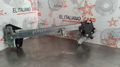 Foto 2ª: Elevalunas Manual Trasero Derecho Honda Crv ELEGANCE 150CV 110KW RE) [R20A2] (2009)