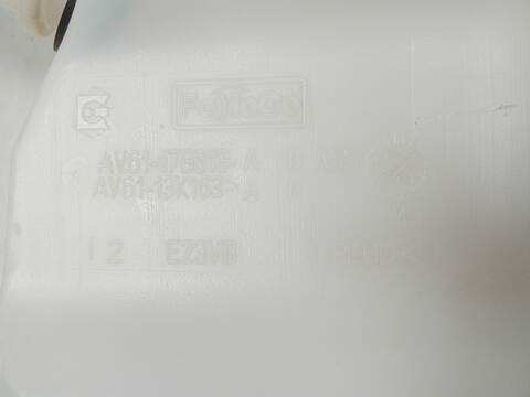 Foto 4ª: Deposito Limpiaparabrisas Ford C Max 1.5 TDCI 95CV 70KW II DXA/CB7 DXA/CEU) [XXDA,XXDC,XXDD] (2017)