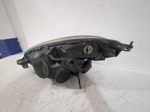 Foto 3ª: Faro Derecho Citroen C4 1.6 HDI AUT. 109CV [9HY (DV6TED4) 9HZ (DV6TED4)] (2006)