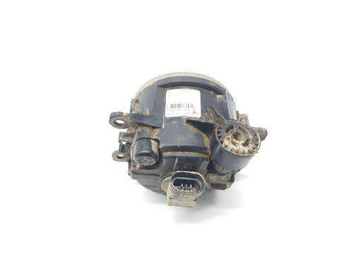 Foto 3ª: Faro Antiniebla Delantero Derecho Mitsubishi Montero 3.2 DI-D 160CV [4M41] (2006)