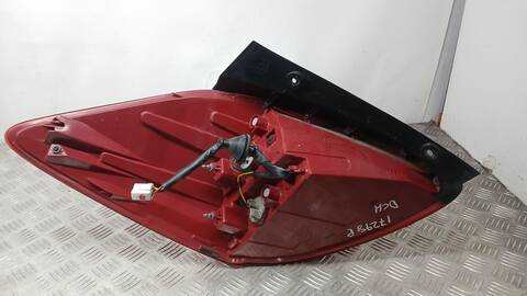 Foto 2ª: Piloto Trasero Derecho Kia Ceed 1.6 CRDI 110 110CV 81KW JD) [D4FB] (2013)