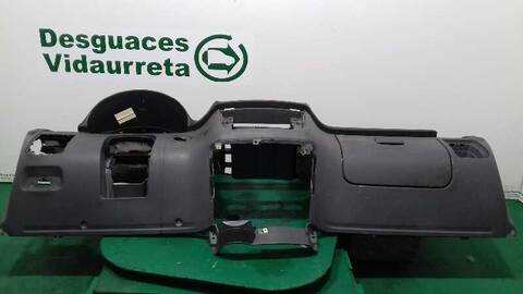 Foto 1ª: Salpicadero Mercedes Vito 98CV 72KW