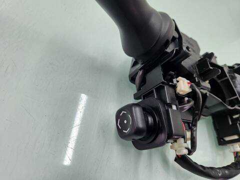 Foto 4ª: Mando Multifuncion Lexus IS 220D 177CV 130KW [2AD-FHV] (2007)