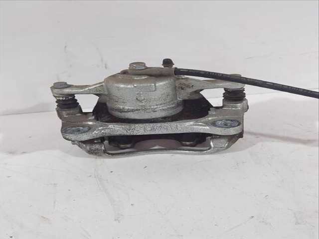 Foto 3ª: Pinza Freno Delantera Derecho Toyota Corolla 1.8 HYBRID ZWE211) 122CV [2ZR-FXE] (2019)