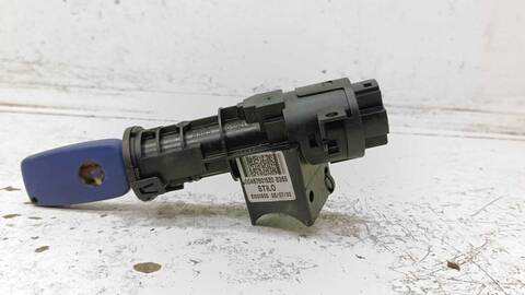Foto 2ª: Motor de Arranque Fiat Stilo 1.6 16V 103CV 76KW [182B6000] (2002)