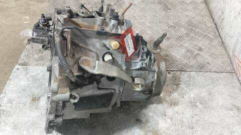 Foto 3ª: Caja Cambios Peugeot 309 BEST LINE DIESEL - TD 64CV 47KW [D9A] (1992)