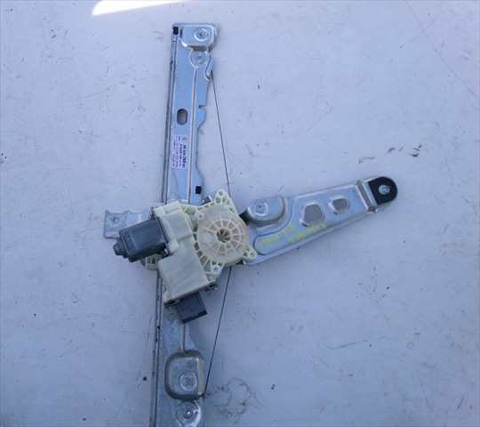 Elevalunas Eléctrico Delantero Derecho Peugeot 5008 1.2 G 2013-2016