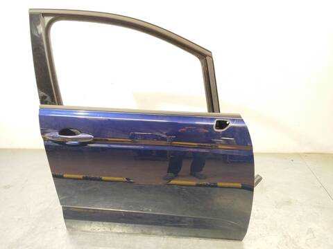 Foto 3ª: Puerta Delantera Derecha Volkswagen Touran 2.0 TDI 150CV 110KW [DFGA] (2020)