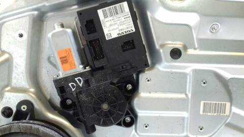 Foto 2ª: Elevalunas Eléctrico Delantero Derecho Volvo S40 1.6 DIESEL CAT BERLINA 109CV 80KW [D4164T] (2007)