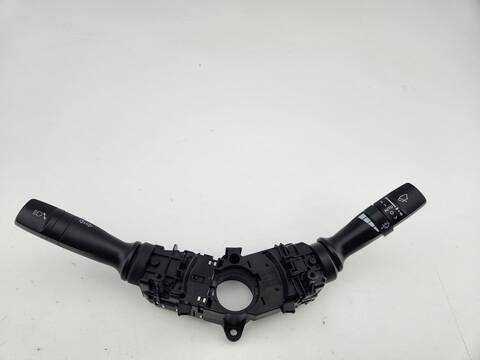 Mando Multifuncion Hyundai i40 STYLE 141CV 104KW