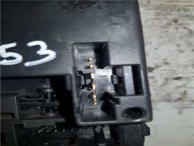 Foto 3ª: Mando Multifuncion Renault Kangoo 1.5 AUTHENTIQUE [1.5 LTR. - 50 KW DCI DIESEL] [K9K A8]