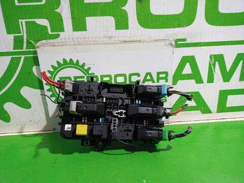 Foto 2ª: Caja Reles Fusibles Opel Astra ESSENTIA 90CV [Z14XEP] (2004)