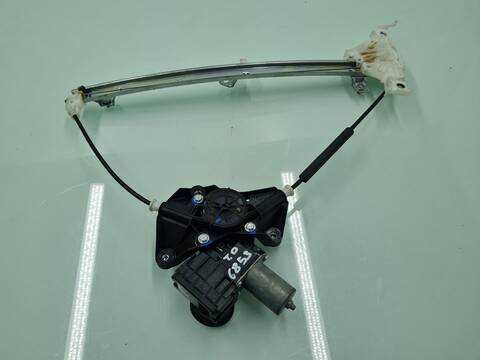 Elevalunas Manual Trasero Derecho Toyota Yaris MXPH11L-BHXSBW 115CV