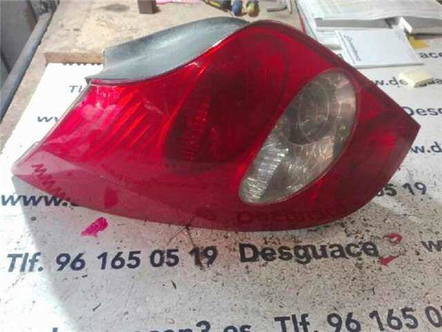 Foto 3ª: Piloto Trasero Izquierdo Renault Laguna 1.9 AUTHENTIQUE [1.9 LTR. - 88 KW DCI DIESEL] [F9Q750]