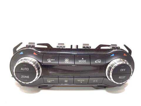 Foto 3ª: Mando Climatizador Mercedes Clase G 230 GLA 180 156.942) 122CV 90KW [270910] (2018)