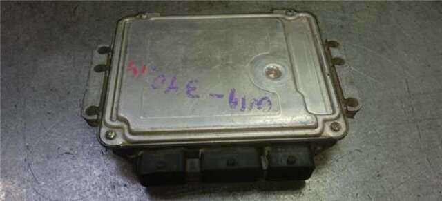 Foto 2ª: Centralita Motor ECU Renault Trafic 1.9 29 LN COMBI9 ACRISTALADO [1.9 LTR. - 74 KW DIESEL] [F9QU760]