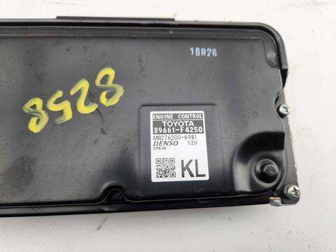 Foto 3ª: Centralita Motor ECU Toyota CHR HYBRID DYNAMIC PLUS 122CV [2ZR] (2019)