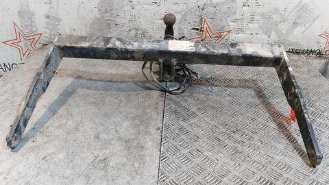 Foto 4ª: Enganche Remolque Volkswagen Transporter D T5 FURGONETA CAJA CERRADA BATALLA LARGA) (2003)